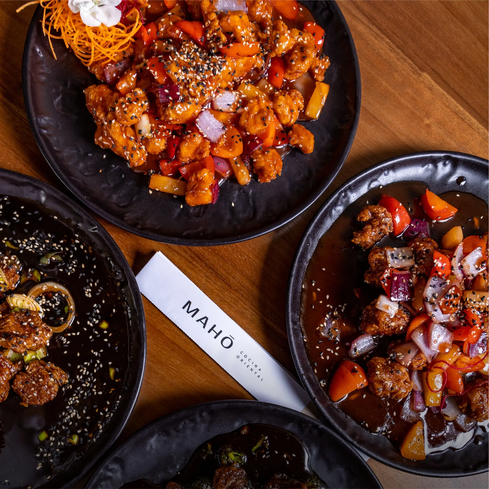 Platillo de sushi MAHO