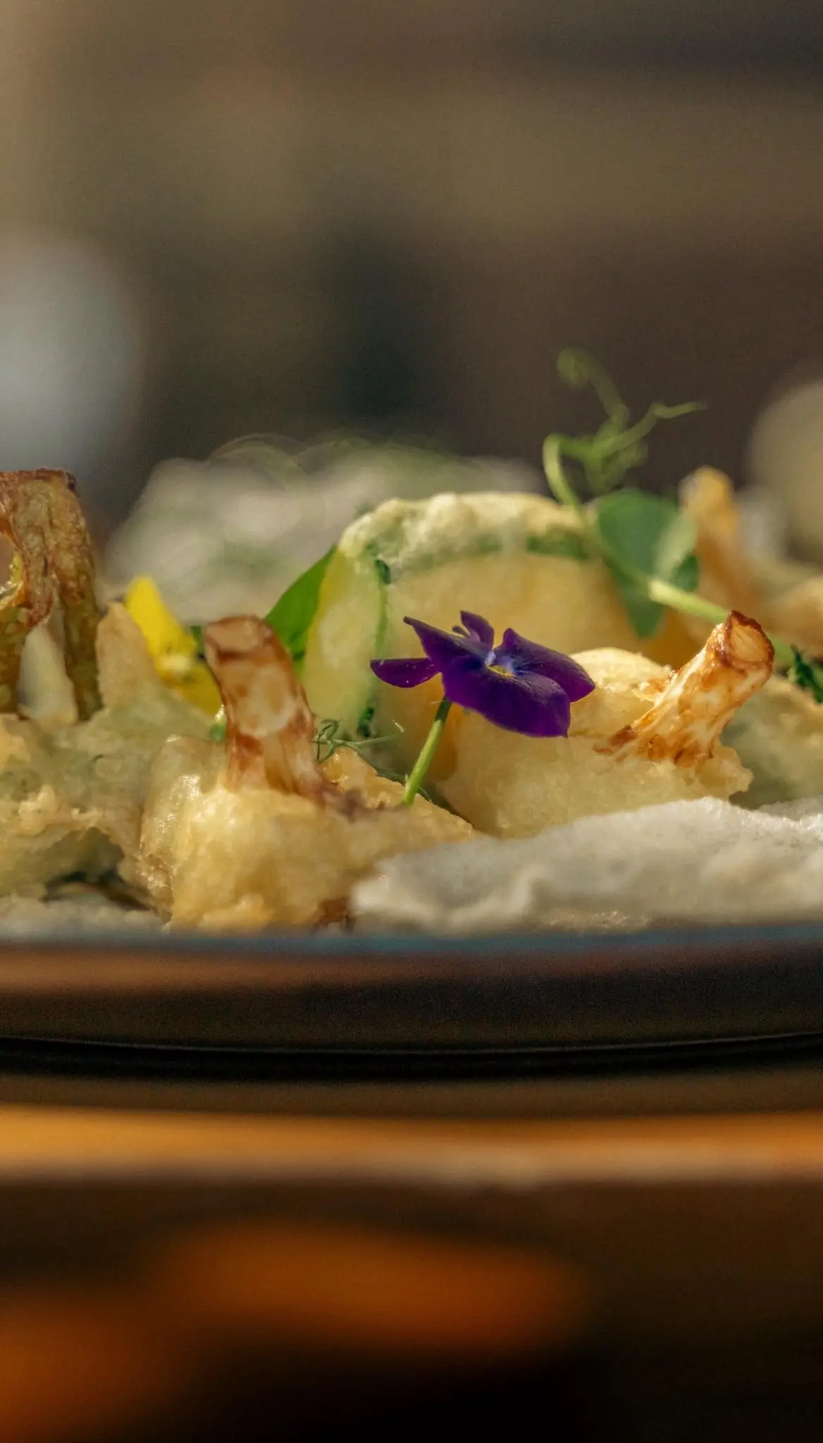 Platillo de wok con fuego